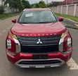 2022 Mitsubishi Outlander SEL Burgundy - 3