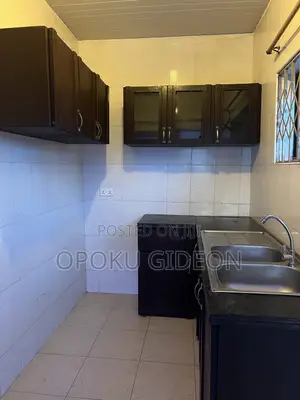 1 Bedroom Room & Parlour, Pentecost Junction, Ablekuma