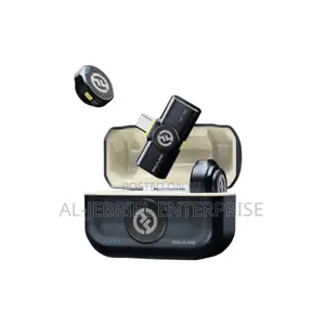 Hollyland Lark M2 Duo Wireless Microphone (USB-C)