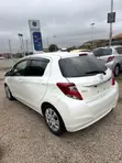 Toyota Vitz 1.5 FWD 3dr 2015 White - 3