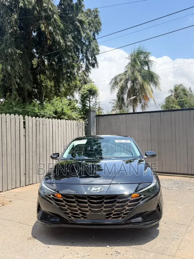Hyundai Elantra SEL 2023 - Black - 1