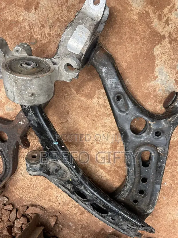 Honda CR-V Lower Arm (2018-2025) - 1