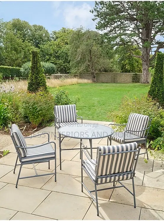 5 Piece Outdoor Dining Set (Grey & White Stripe) - 1