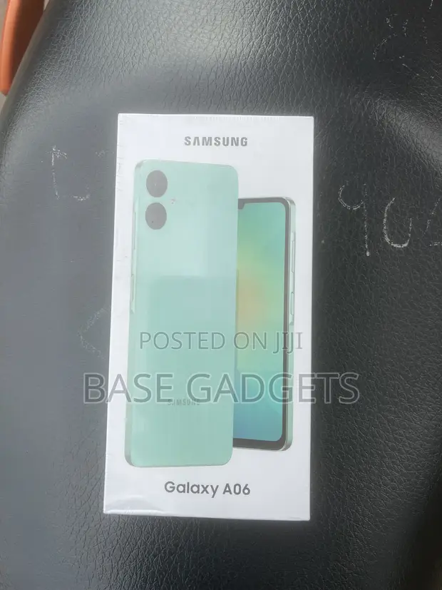 New Samsung Galaxy A06 128GB Black - 1