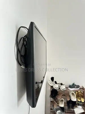 Used LG 32-Inch Smart TV