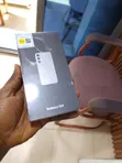 New Samsung Galaxy S24 128GB Gray - 2