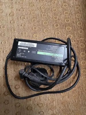 Sony Vaio 70W Laptop Charger