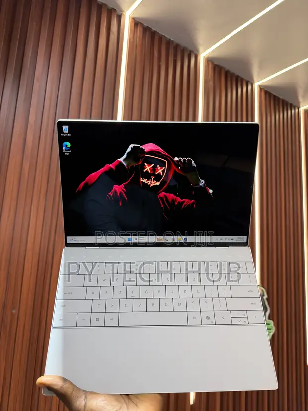 Dell XPS 13 Plus Laptop - 16GB RAM, 1TB SSD, 4K Touchscreen - 1
