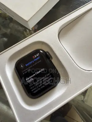 Used Apple Watch SE3 40mm GPS + LTE