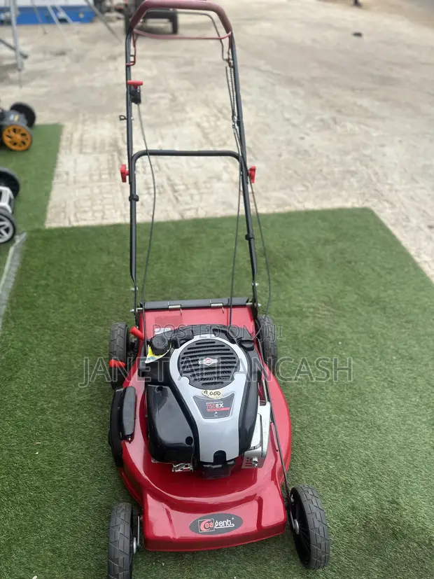 Briggs & Stratton 8HP Lawn Mower - 1