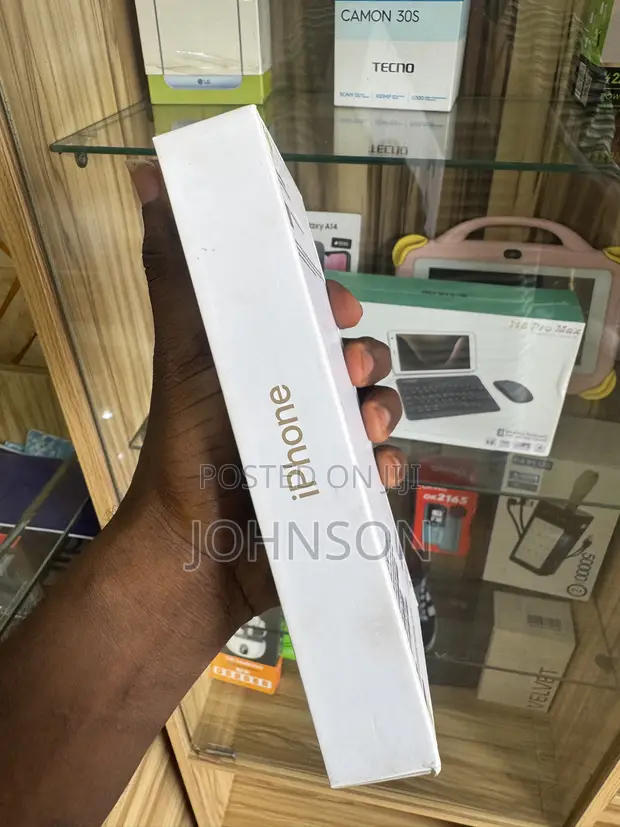 Apple iPhone 15 Pro Max 256GB Natural Titanium - 1