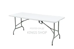 Foldable 6-Seater Plastic Table