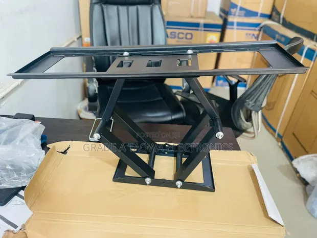 A&M 40"-80" Flat Panel TV Wall Bracket - Model TH-119B - 1