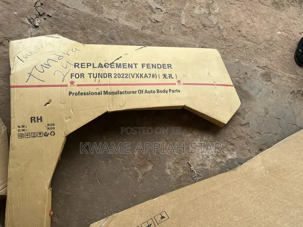 Toyota Tundra Front Fender (2022-2026) - 1