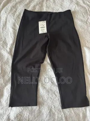 Zara Capri Trousers & Bandeau Top Set