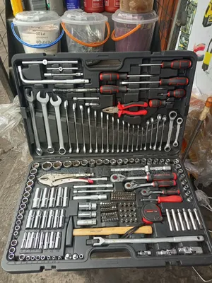213-Piece 1/4", 3/8", 1/2" Drive Socket Set - Force Brand