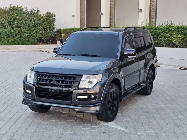 Mitsubishi Pajero 2020 Black - 1