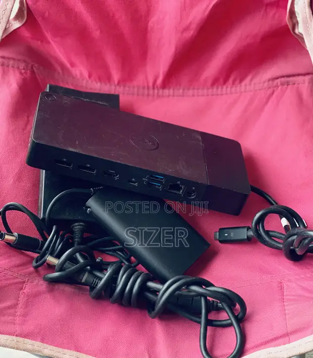 Dell Docking Station - Laptop Multi-Port Dock - 1