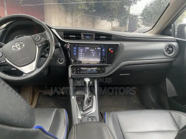 2019 Toyota Corolla XSE - 1