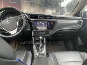2019 Toyota Corolla XSE