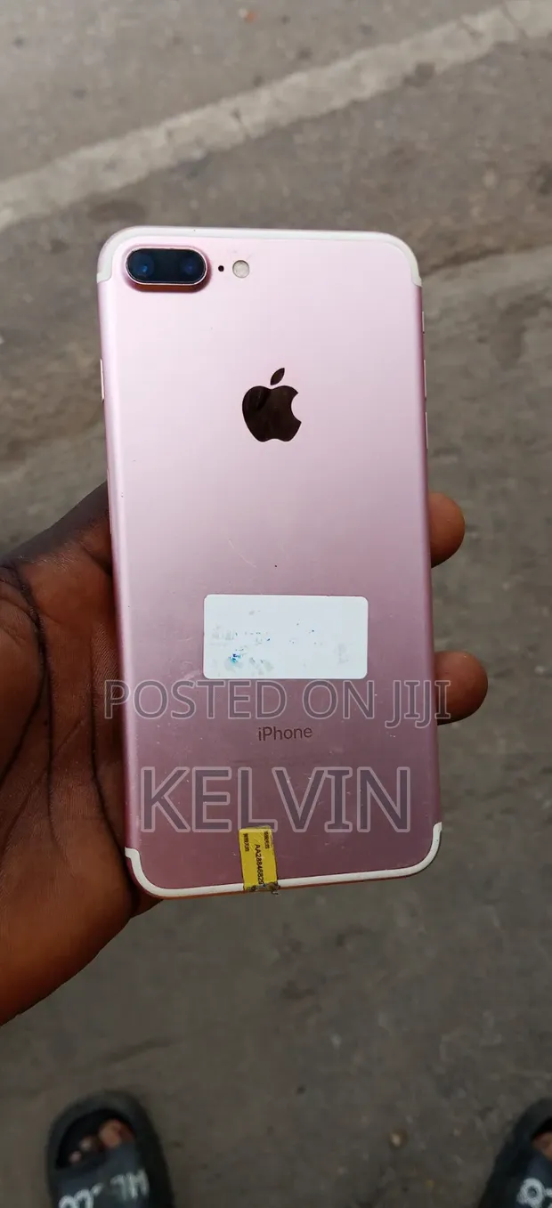 Apple iPhone 7 Plus 128GB Pink - 1