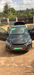 Hyundai Elantra 2018 Black - 2