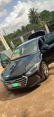 Hyundai Elantra 2018 Black - 5