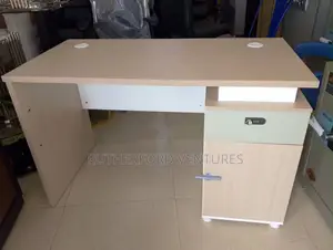 VIG Furniture Wooden Office Table