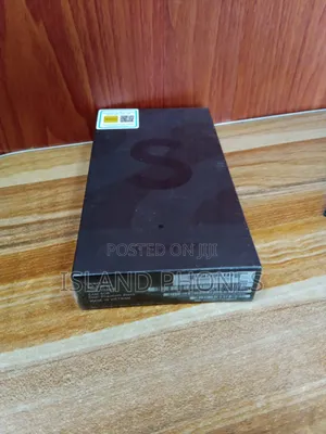 New Samsung Galaxy S22 5G 128GB Black