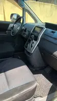 Toyota Voxy V 2WD 8-Seater 2010 White - 5