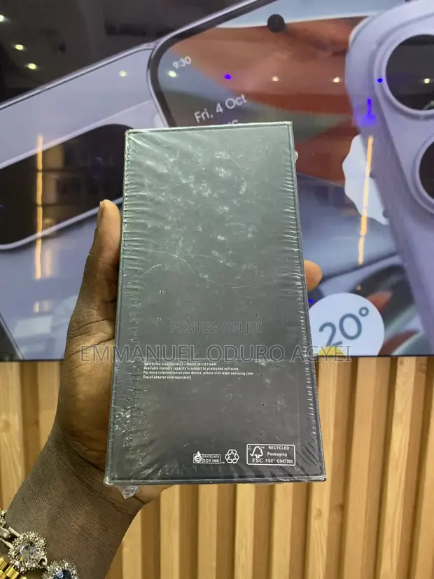 New Samsung Galaxy S21 Ultra 5G 128GB - 1