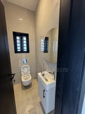 5-Bedroom Executive House for Rent in American House