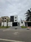 5-Bedroom Executive House for Rent in American House - 3