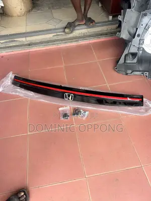 Honda CR-V 2023-2025 Boot Molding LED