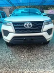Toyota Fortuner 2022 White - 1