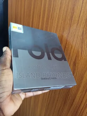 New Samsung Galaxy Z Fold4 256GB Black