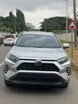 2019 Toyota RAV4 LE AWD Silver - 1