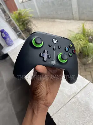 Xbox Wired Controller with Back Buttons