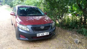 2010 Toyota Corolla LE Sedan