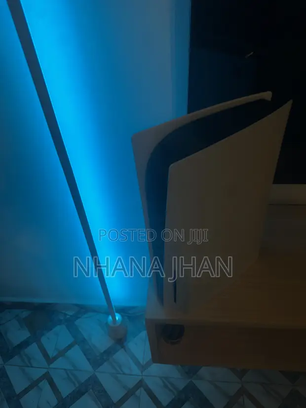 UK Used PS5 Standard Edition - 1