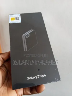 New Samsung Galaxy Z Flip6 256GB Silver