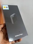 New Samsung Galaxy Z Flip6 256GB Silver - 2