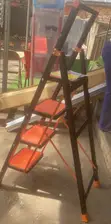 4-Step Steel Ladder - 1