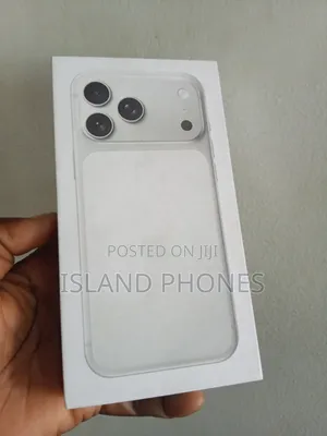 New Apple iPhone XR 128GB Silver