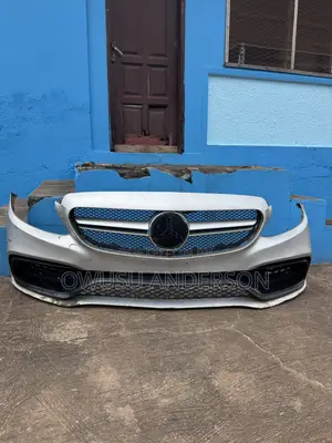 Mercedes-Benz C300 Bumper (Used)