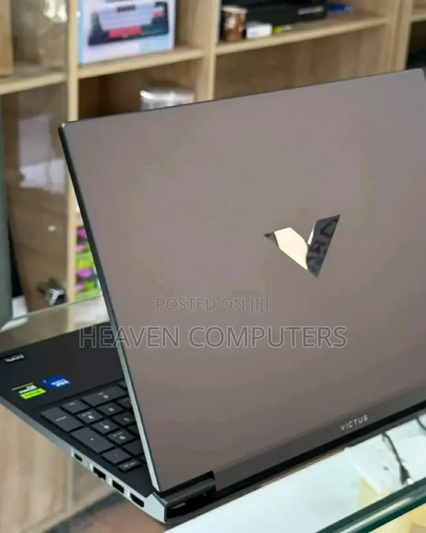 HP Victus 15 Laptop - Intel Core i7, 16GB RAM, 1TB SSD - 1