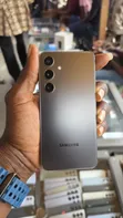 Samsung Galaxy S24 256GB Gray - 1