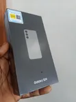 New Samsung Galaxy S24 256GB Gray - 3