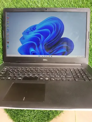 Dell Inspiron 3793 Laptop: Intel Core i5, 8GB RAM, 256GB SSD