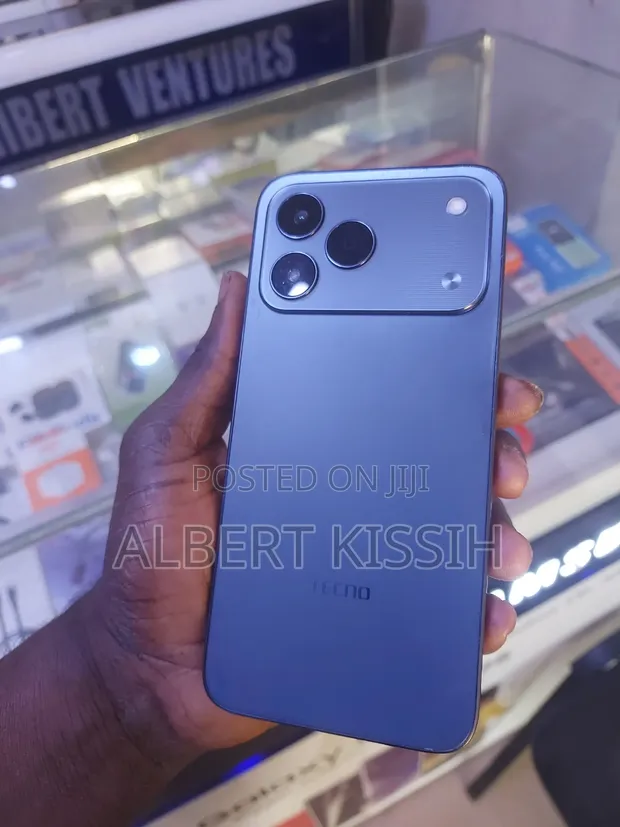 Tecno Spark 50 128GB Blue - 1